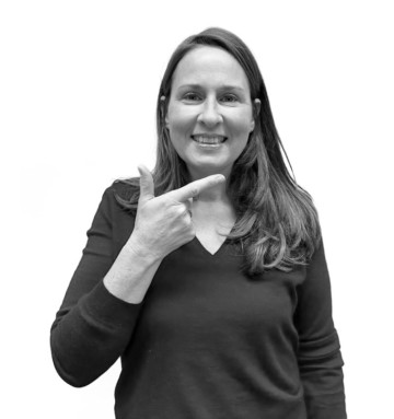 Schwarz-weiß-Foto mit Namensgebärde von Birgit Kemper